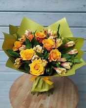 Букет цветов из:  Альстромерии и Розы в Долинске