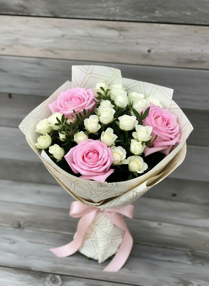Букет цветов из: Розы в Долинске