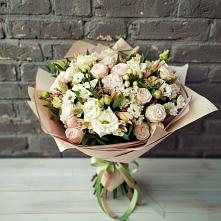 Букет цветов из:  Альстромерии, Розы и Хризантемы в Долинске