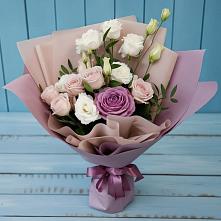 Букет цветов из:  Розы и Лизиантусы в Долинске