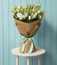 Букет цветов из:  Лизиантусы в Долинске