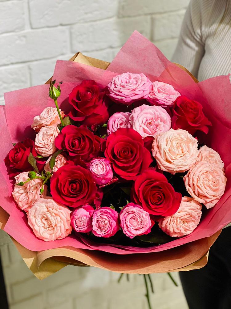 Букет цветов из: Розы в Долинске