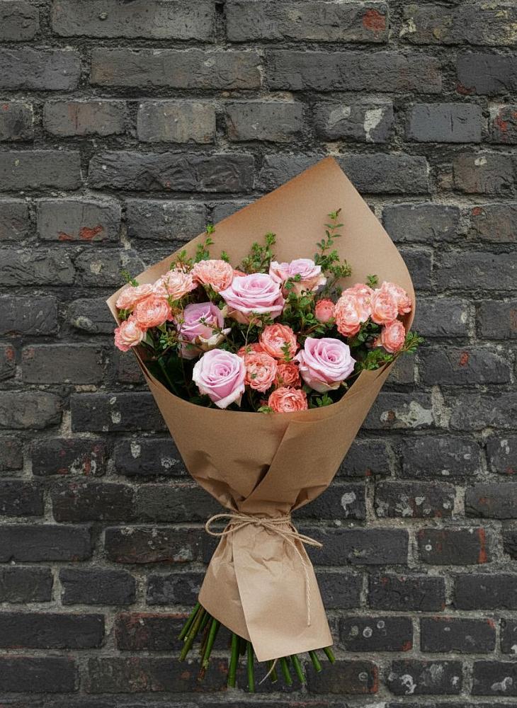 Букет цветов из: Розы в Долинске