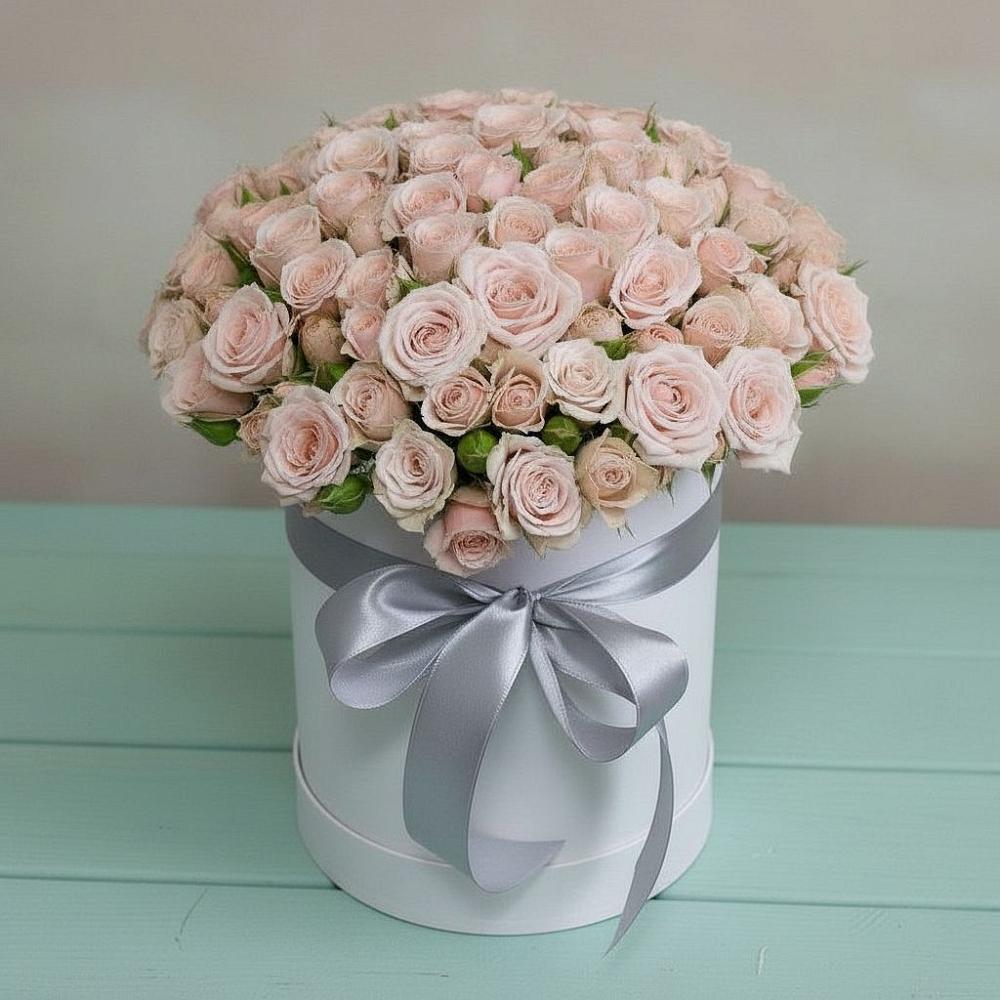 Цветочная композиция из Розы в шляпной коробке в Долинске